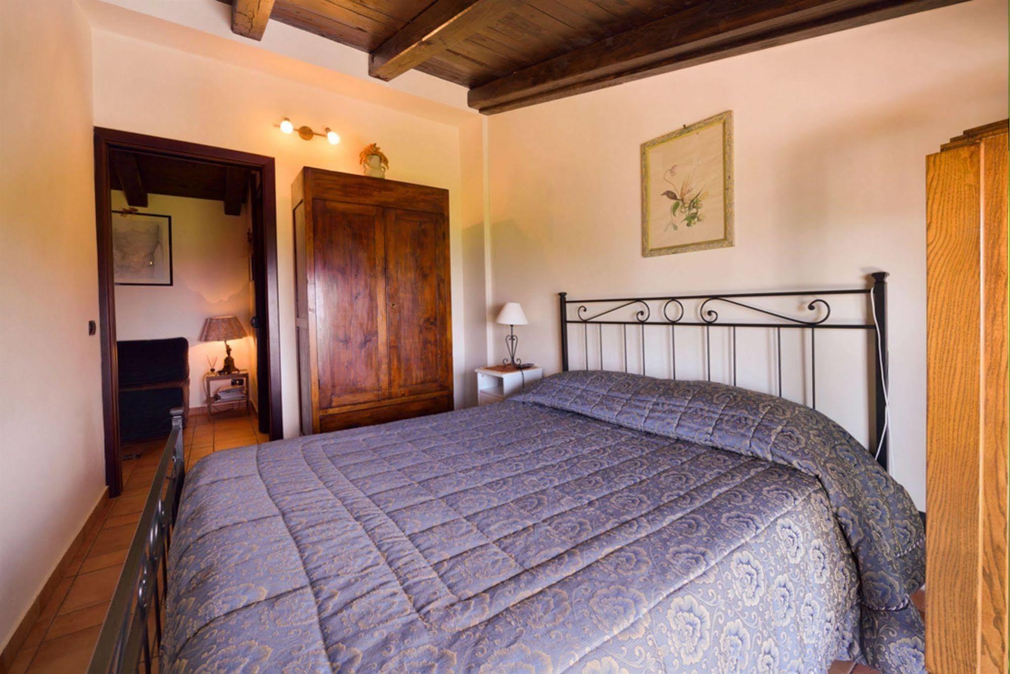 Il Casale Delle Ginestre Aparthotel Castel San Pietro Romano Exterior foto